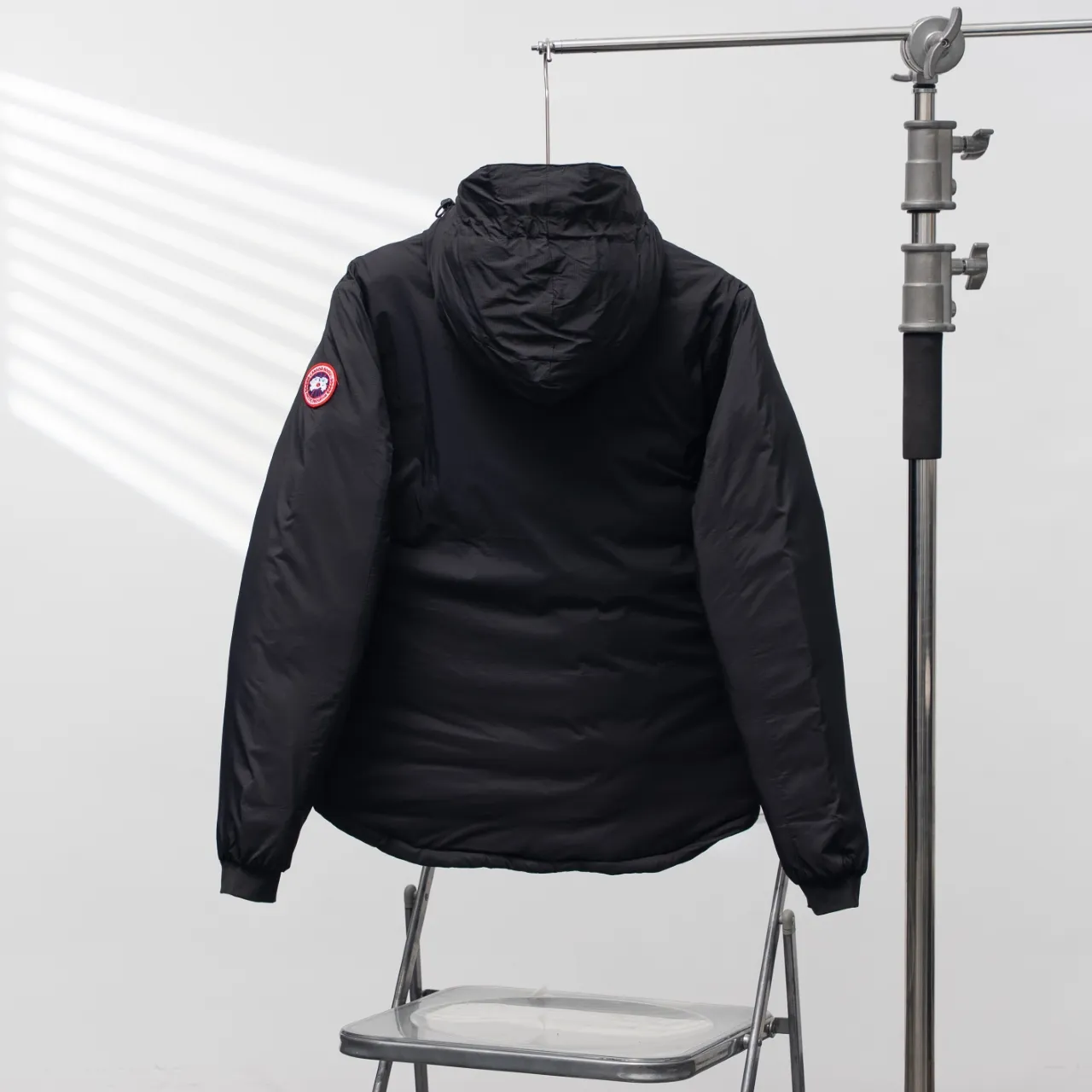 P880 CANADA GOOSE丨Canada Goose 5078 single zipper armband hooded down jacket Color: Black Size: XS-XL